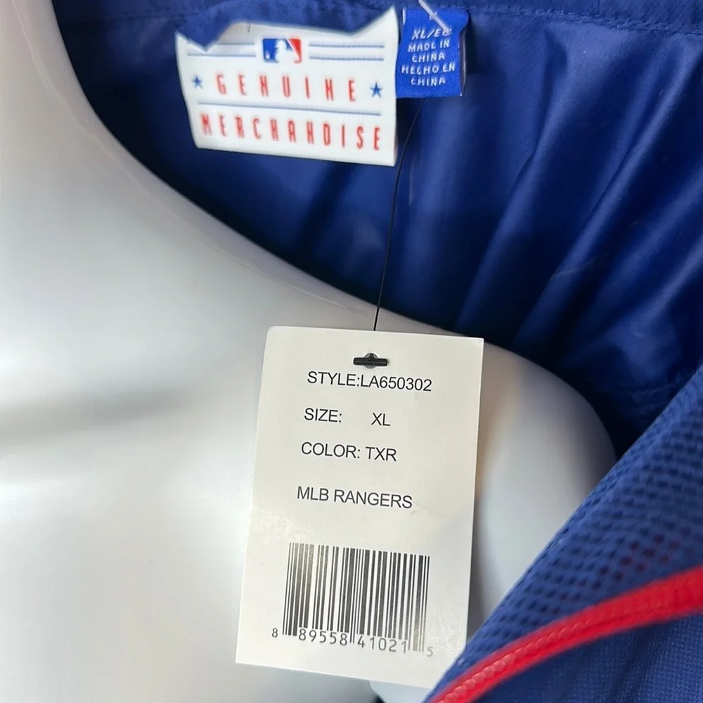 Texas Rangers windbreaker - Picture 5 of 7